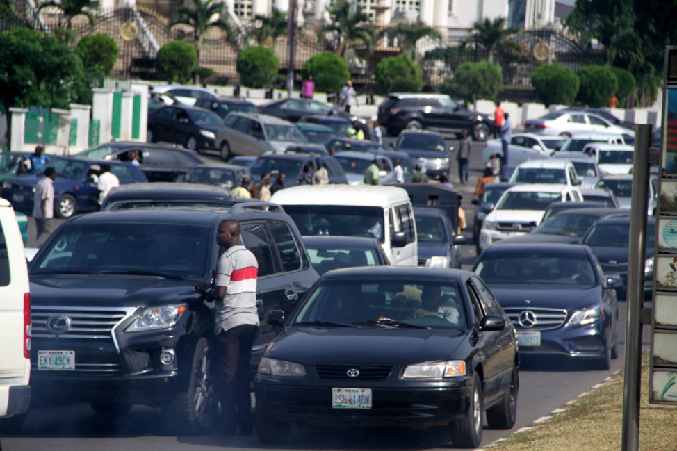 FUEL SCARCITY: DPR dispenses free petrol to motorists in Abuja