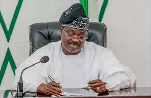 BREAKING: Sen. Abiola Ajimobi name acting Chairman of APC.