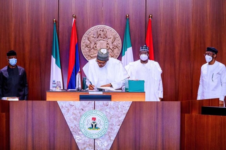 7 Important Things Buhari Said After Signing 2020 Revised National Budget Into Law