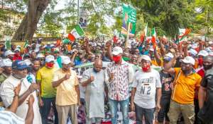 Edo 2020: Over 1,000 tricycle, motorcycle operators throng Benin streets, endorse Obaseki for second term ﻿