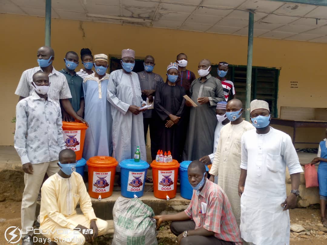 COVID 19: Dengi Old Boys Donates PPE to Alma-mater