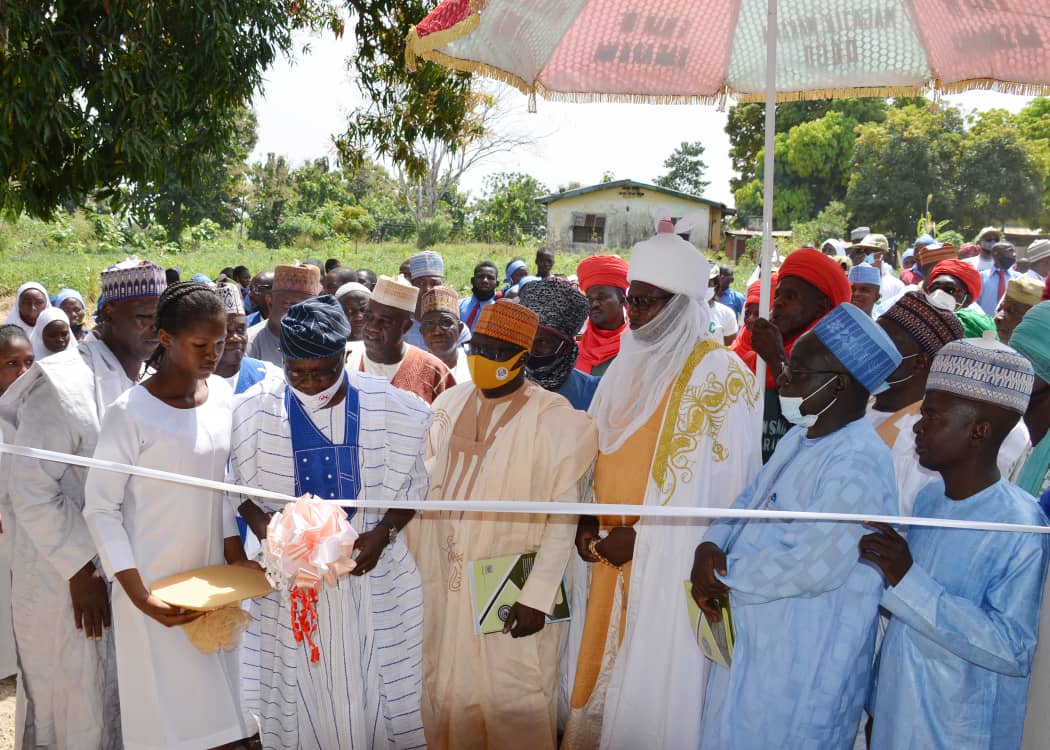 Gov. Lalong Lauds Nasarawa Old Students Association for Reviving Alma Mater
