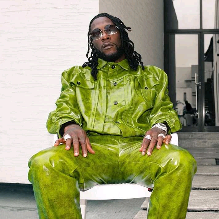 Burna Boy says he wants to be a Billionaire like Diddy.