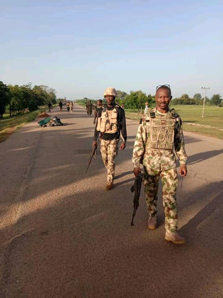 Military Troops Foil ISWAP Desperate Move to Attack Surrendered BHT Members in Damboa