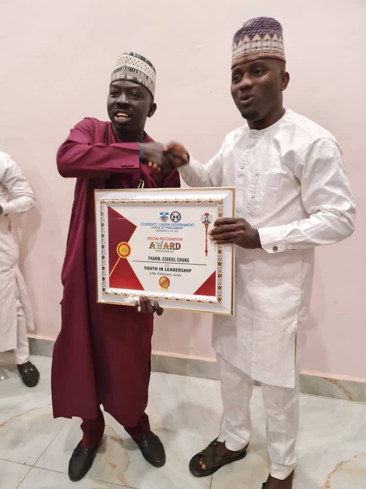 Pharm. Chun John “CJ” Bags Meritorious Award from University of Jos SUG Parliament