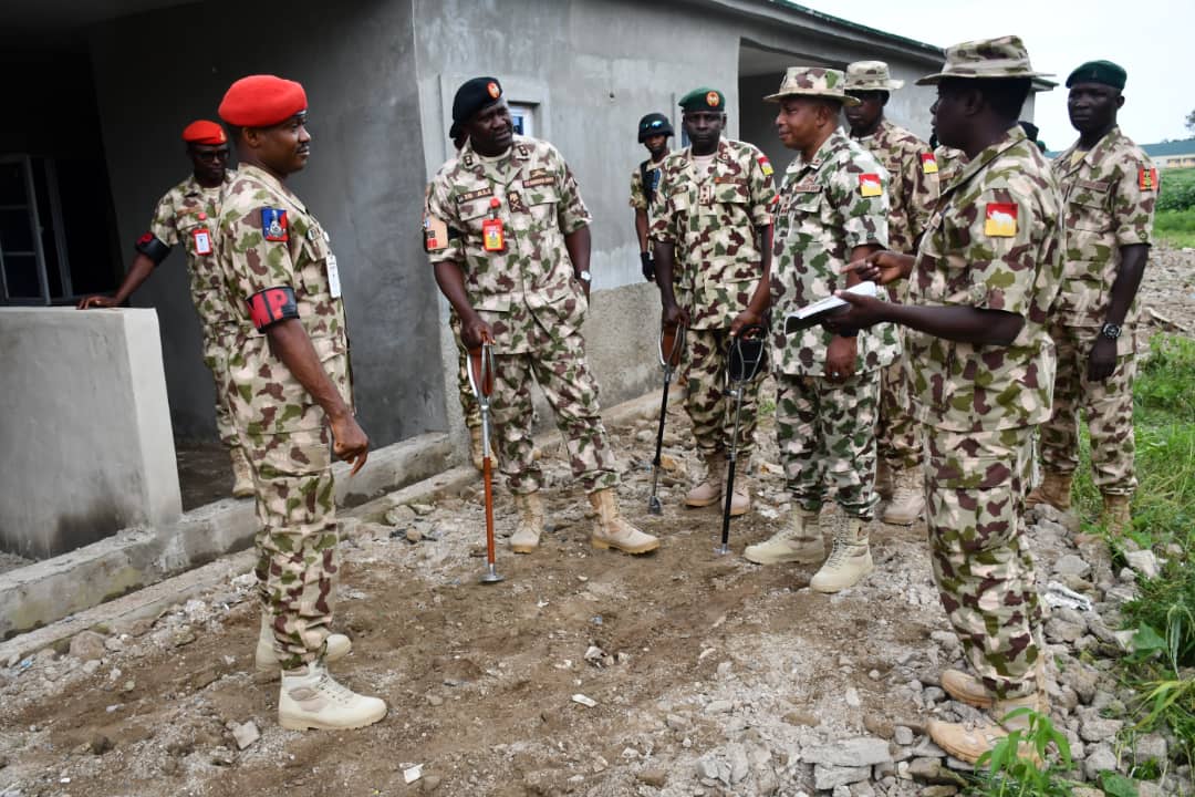 Maj. Gen. Ibrahim Ali Visit Troops in Gombe, Provide Assistance to Families Affected By Inferno