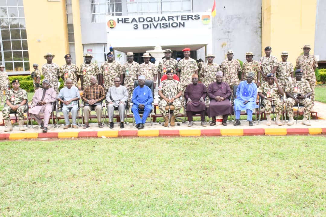 Headquarters 3 Division Assured of Support by Retired Military Officers