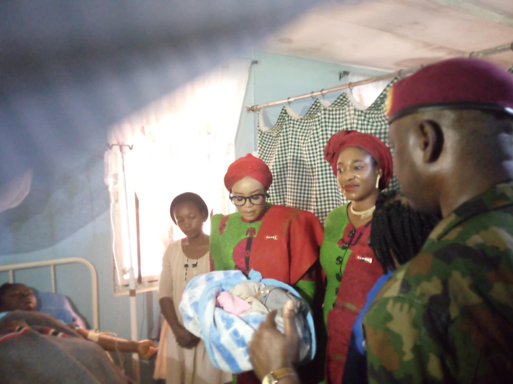 NADCEL 2024: NAOWA President, Mrs Mariya Lagbaja Takes Humanitarian Outreach to the Sick, Widows and Others at 3 Division Nigerian Army Jos