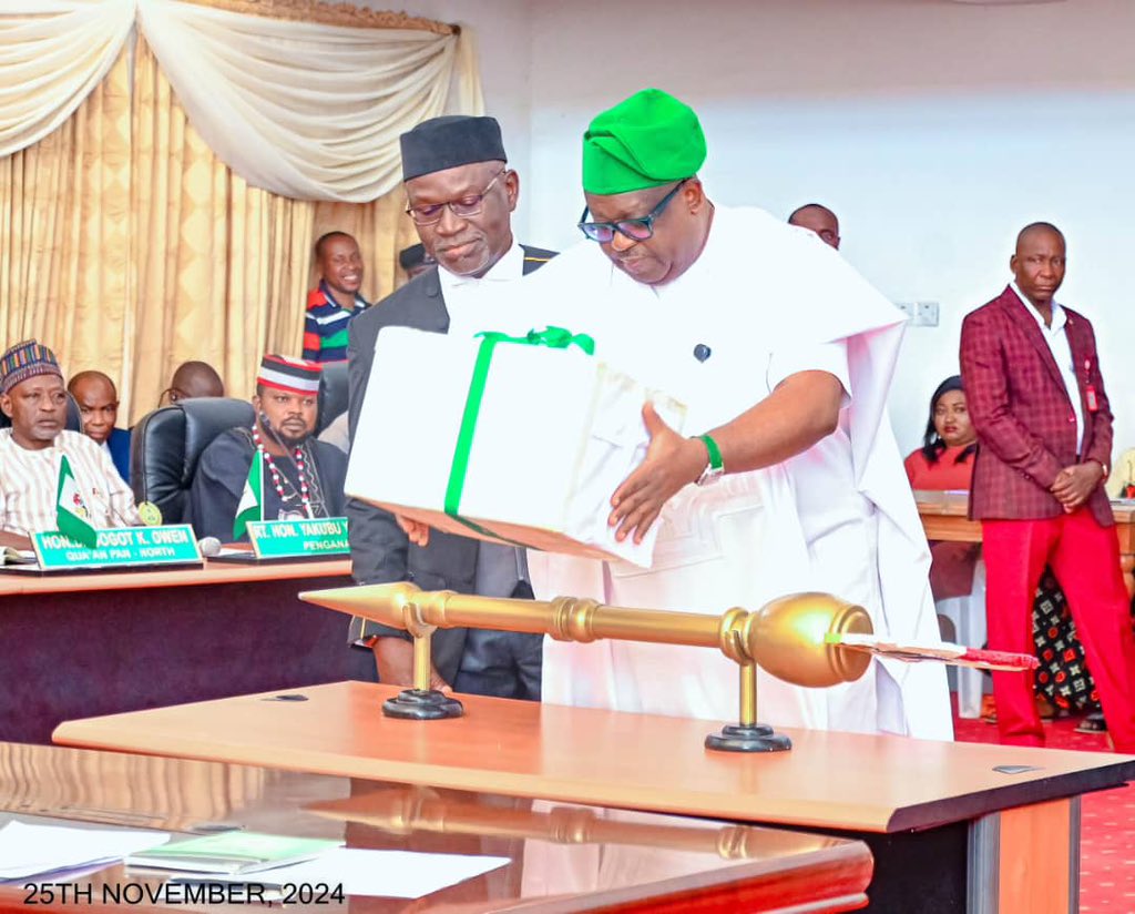 Plateau Gov. Mutfwang Presents Over 400 Billion Naira Budget Estimates to State Assembly