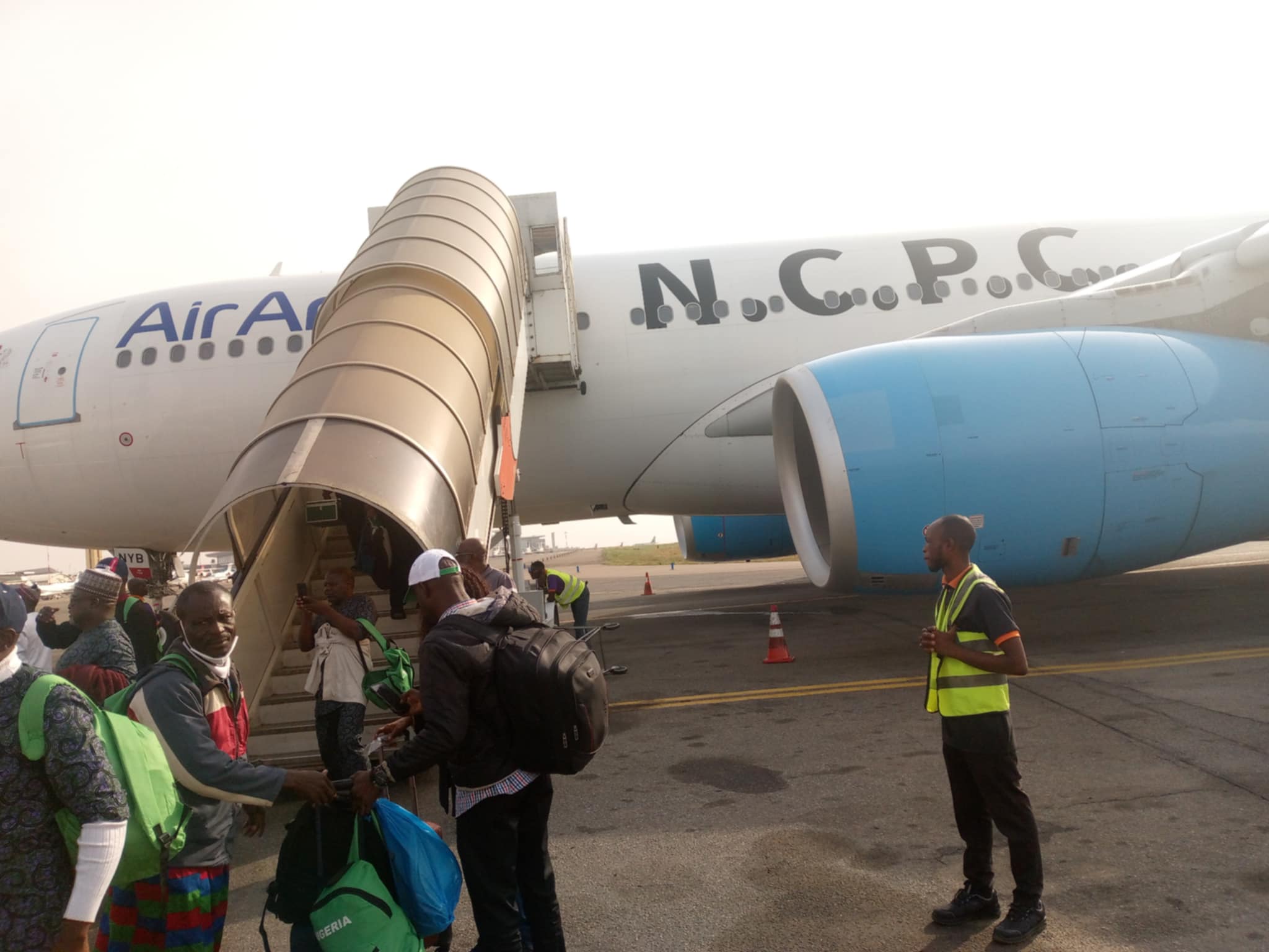 Ninth Batch of Nigerian Pilgrims Successfully Complete Pilgrimage and Arrive Back in Nigeria