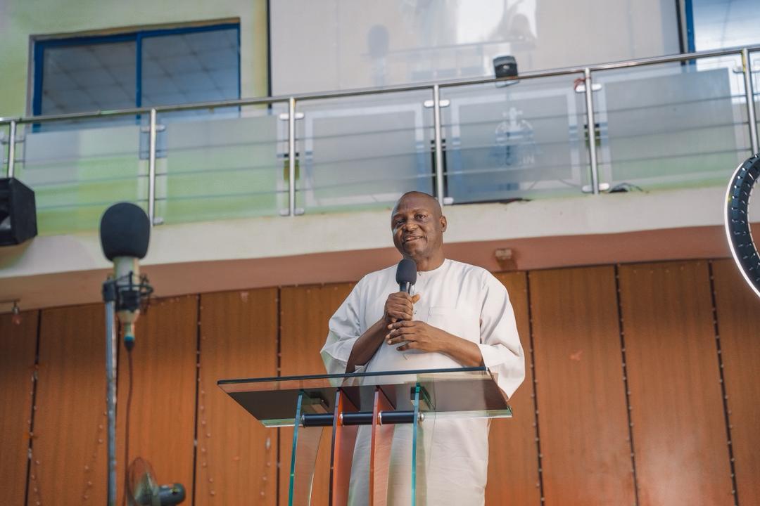 APC Nat. Chair attends  COCIN Nyanya sing song service