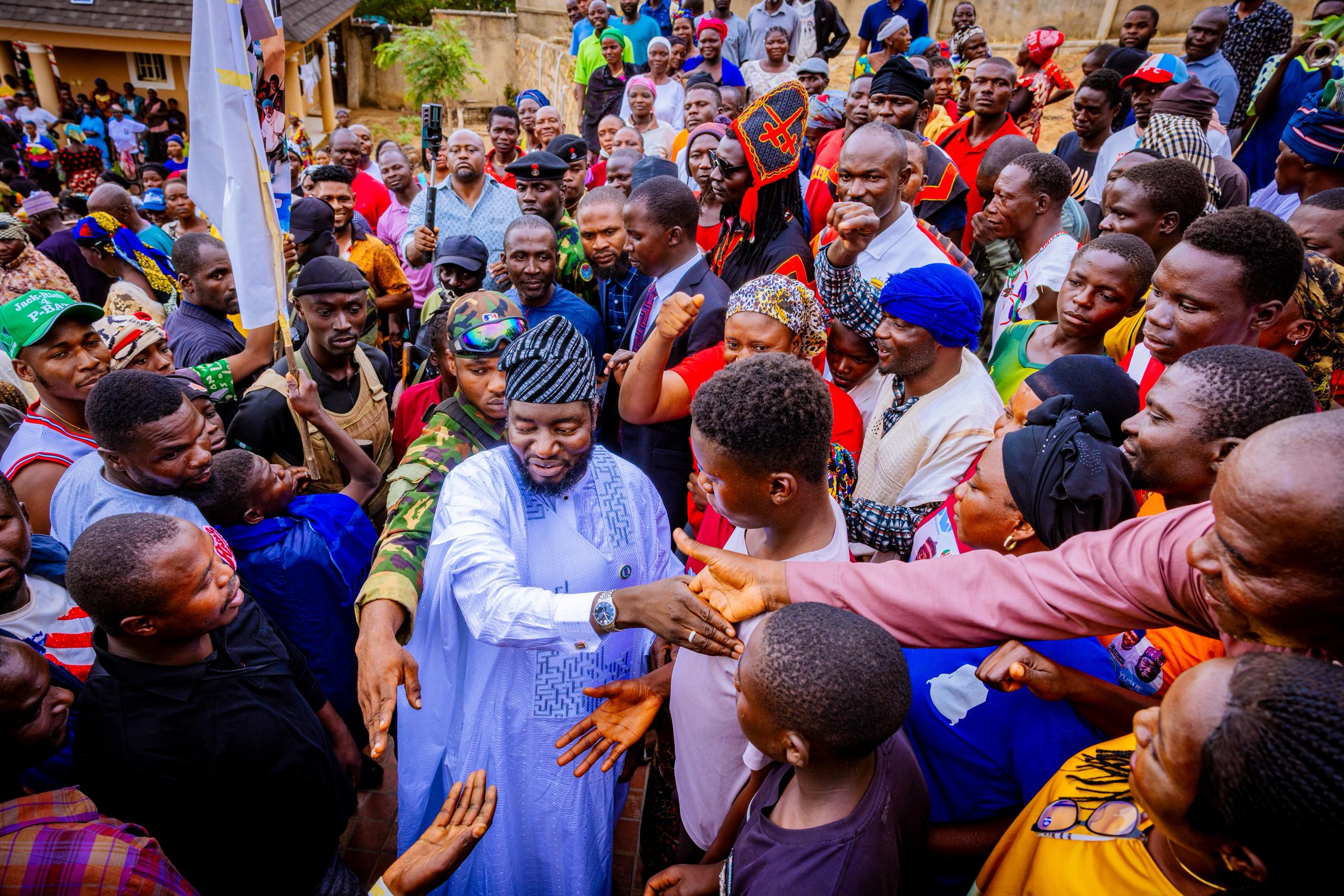 Rt. Hon. Gagdi Embarks on Thank-You Tour Rt. Hon. Gagdi Embarks on Thank-You Tour