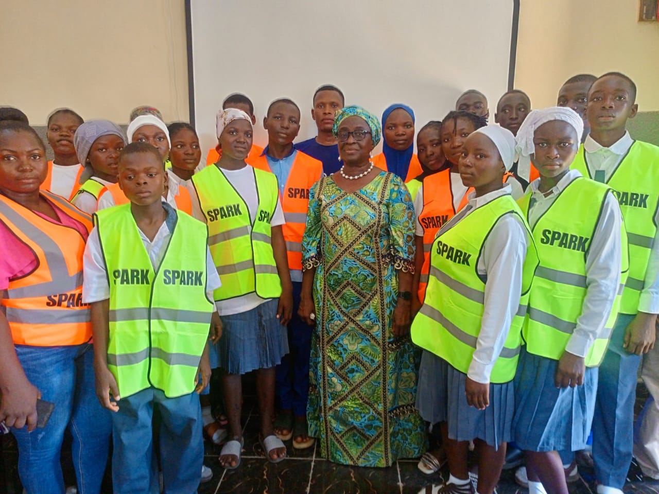 Senator Daduut Donates JAMB CBT Centre in Plateau, Trains over 100 Students in ICT
